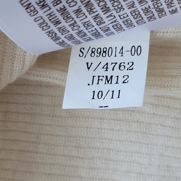 2011 NWOT Lightweight Ribbed Halter Tank Top Small Cream | Old Navy - Picture 8 of 14